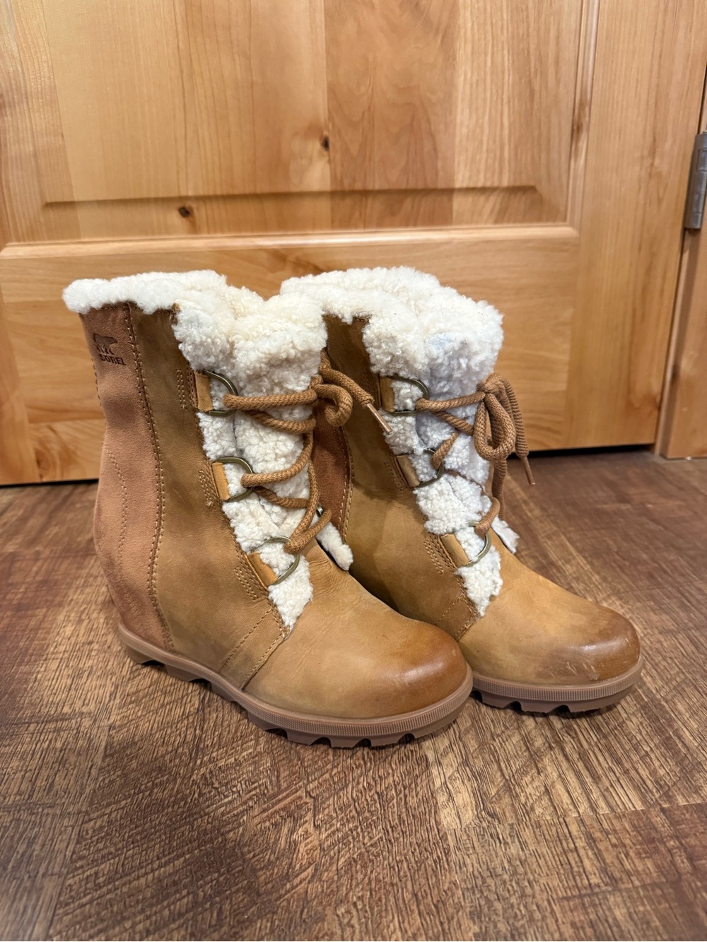 Sorel Tan Lace-Up Sherpa Ankle Boots